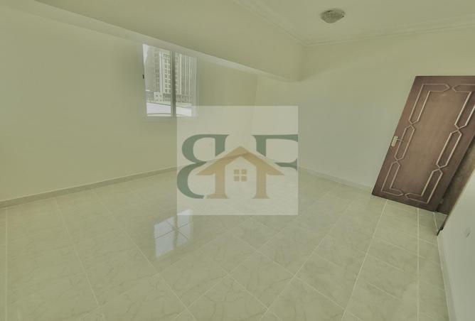 941471 - Property Image 3