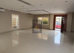 مجمع سكني - 5 غرف نوم - 5 حمامات للكراء في شارع الوعب - الوعب - الدوحة