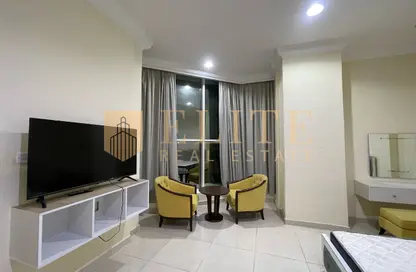 Apartment - Studio - 1 Bathroom for rent in Al Sadd Road - Al Sadd - Doha