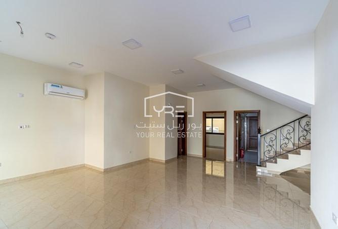 939677 - Property Image 3