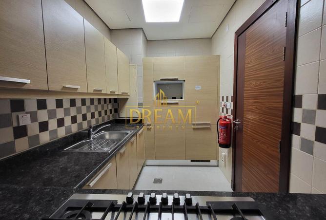 961401 - Property Image 2