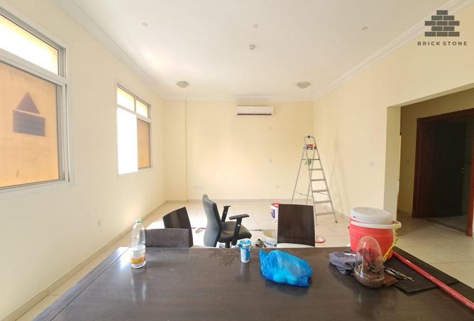 903356 - Property Image 3