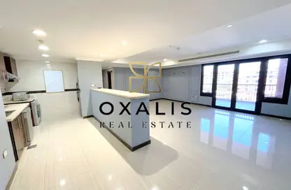 شقة - 2 غرف نوم - 3 حمامات للايجار في طريق بورتو الشرقي - بورتو أرابيا - جزيرة اللؤلؤة - الدوحة شقة - 2 غرف نوم - 3 حمامات للايجار في طريق بورتو الشرقي - بورتو أرابيا - جزيرة اللؤلؤة - الدوحة