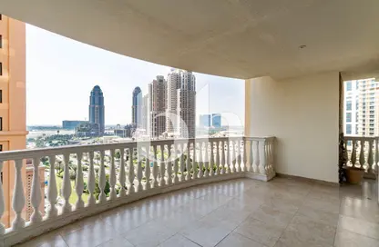 Apartment - 3 Bedrooms - 5 Bathrooms for sale in West Porto Drive - Porto Arabia - The Pearl Island - Doha