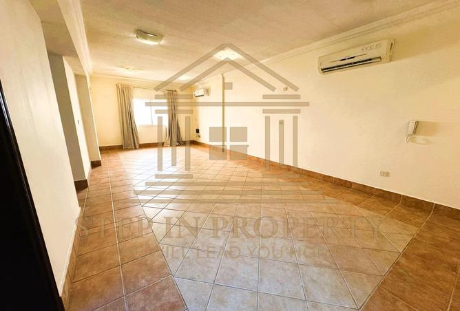 841958 - Property Image 2