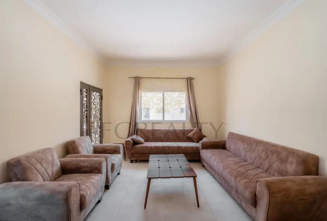956413 - Property Main Image