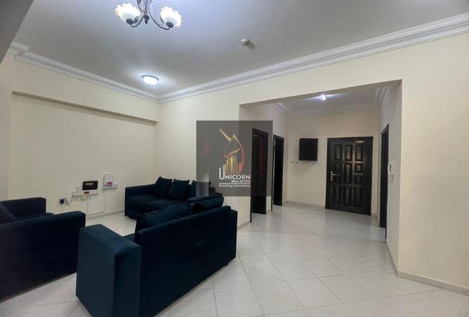 973000 - Property Image 2