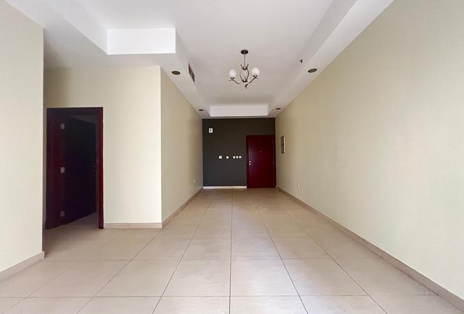 956964 - Property Image 2
