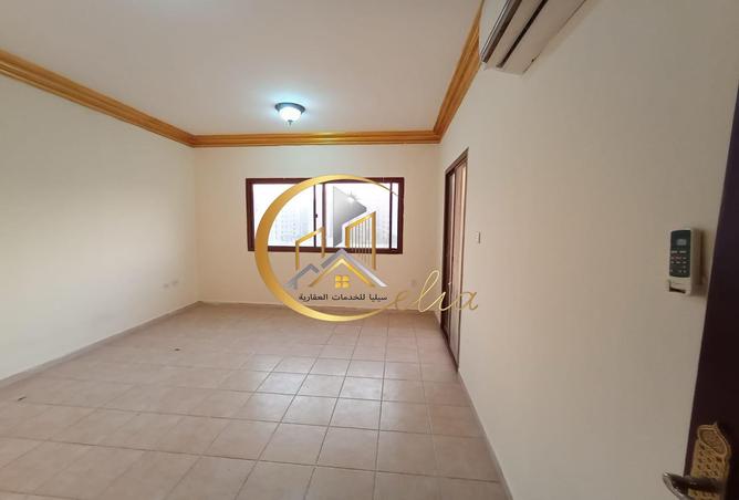 922124 - Property Image 3