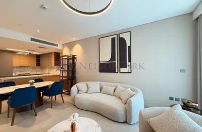 Apartment - 2 Bedrooms - 3 Bathrooms for sale in Marina Tower 12 - Marina District - Lusail