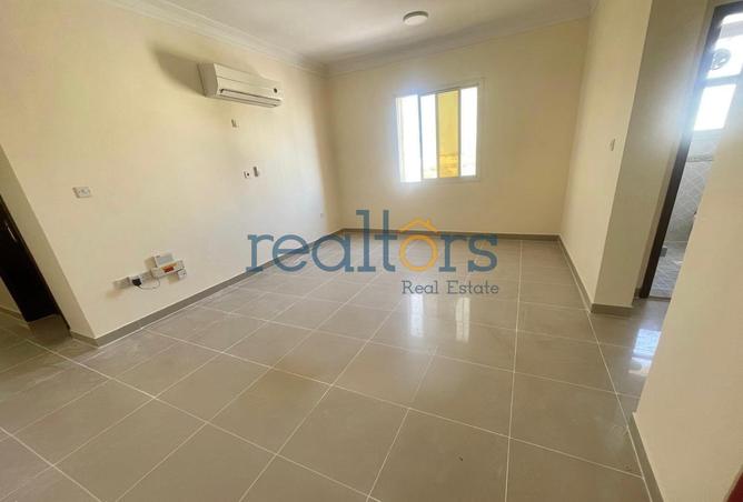 937254 - Property Image 2