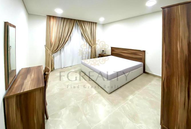 979891 - Property Image 2