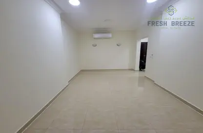 Apartment - 3 Bedrooms - 3 Bathrooms for rent in Al Mansoura - Doha