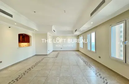 Apartment - 3 Bedrooms - 3 Bathrooms for rent in West Porto Drive - Porto Arabia - The Pearl Island - Doha