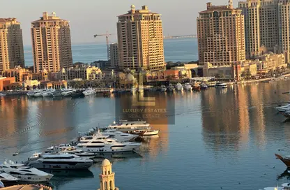 Apartment - 1 Bedroom - 2 Bathrooms for rent in West Porto Drive - Porto Arabia - The Pearl Island - Doha