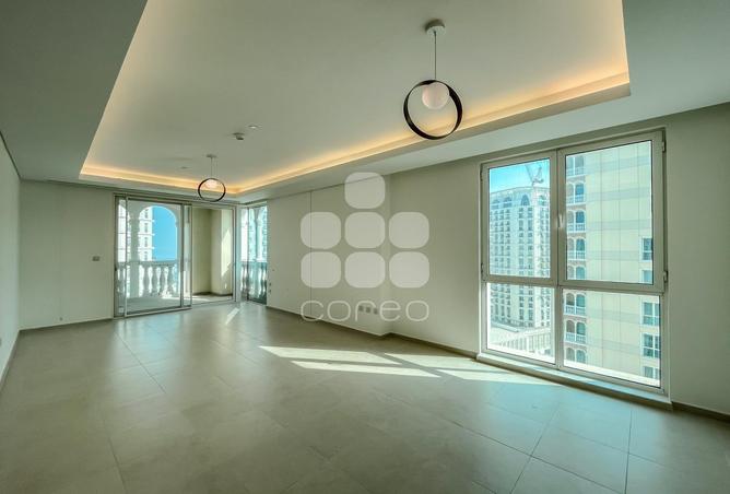 930419 - Property Image 3