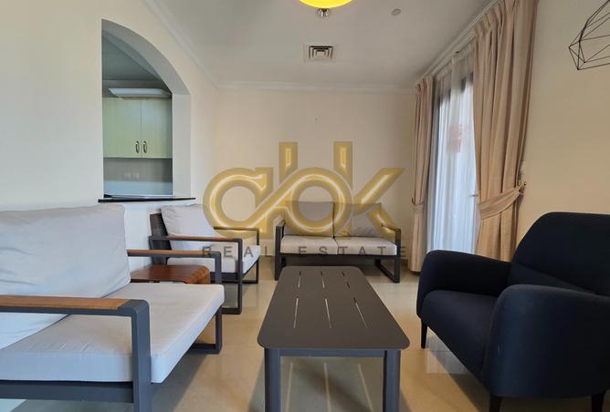 839362 - Property Image 2