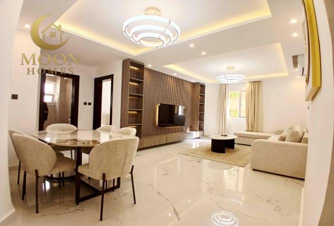 998872 - Property Image 2