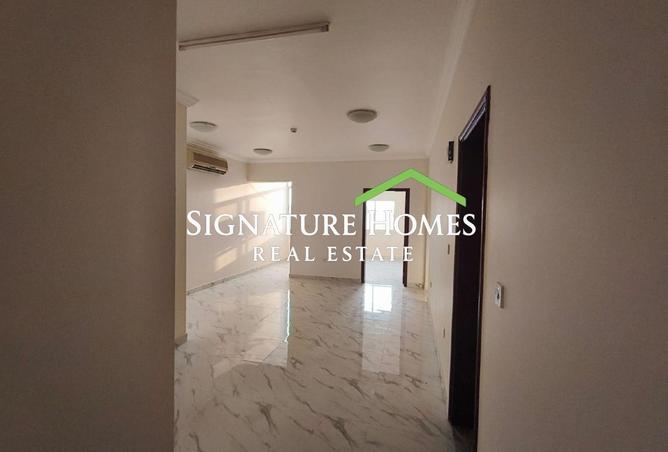 988870 - Property Image 2