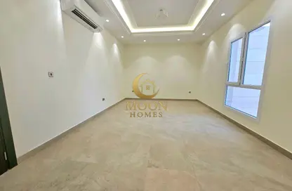 Apartment - 2 Bedrooms - 2 Bathrooms for rent in Al Nasr Street - Al Nasr - Doha