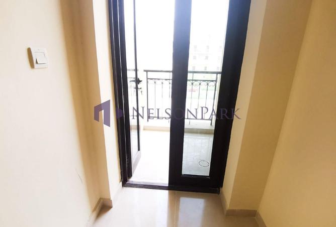 955301 - Property Image 3