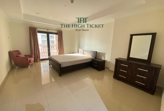 948042 - Property Image 2