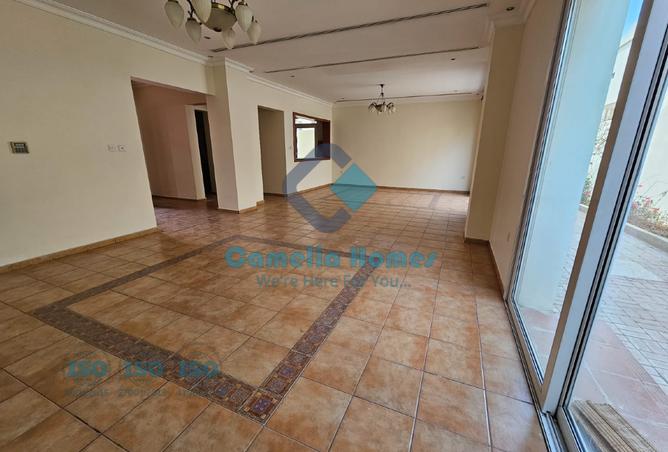 941408 - Property Image 3