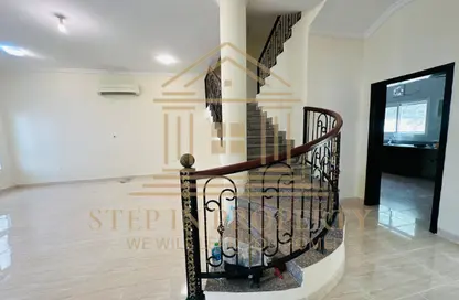 Villa - 3 Bedrooms - 3 Bathrooms for rent in Salwa Road - Al Aziziyah - Doha