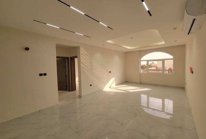 995011 - Property Image 2