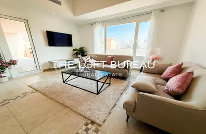 Apartment - 2 Bedrooms - 3 Bathrooms for rent in Porto Arabia - The Pearl Island - Doha