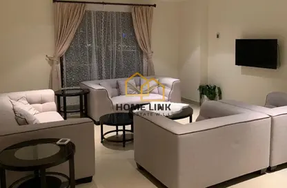 Apartment - 1 Bedroom - 2 Bathrooms for sale in West Porto Drive - Porto Arabia - The Pearl Island - Doha