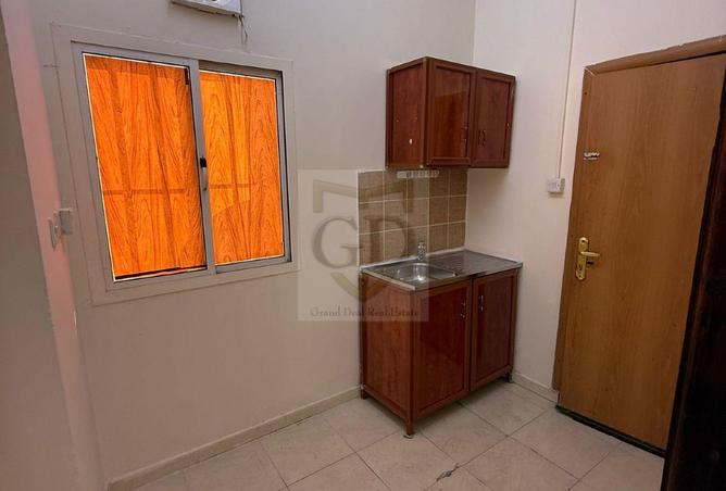 988260 - Property Image 3