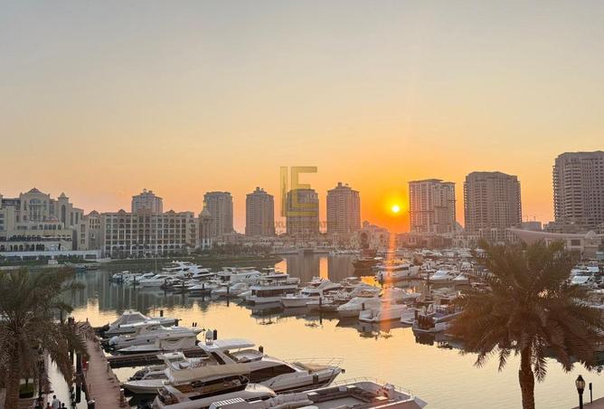 982890 - Property Image 3