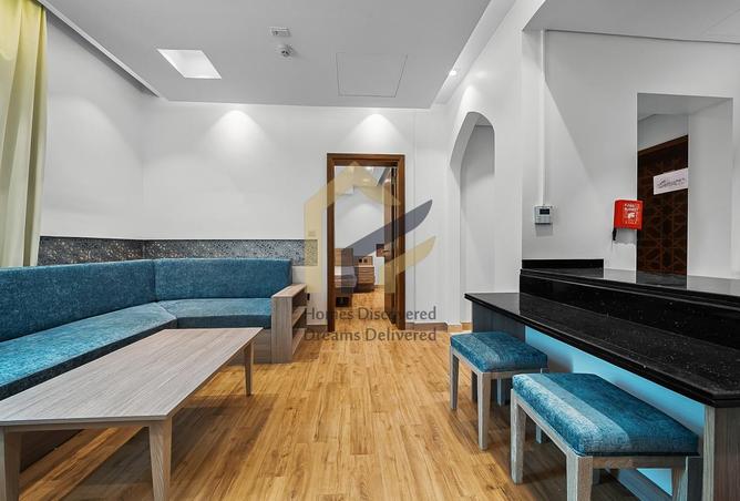 967896 - Property Image 2