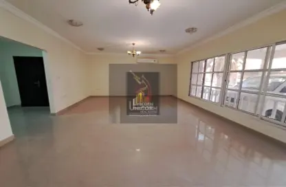 مجمع سكني - 4 غرف نوم - 5 حمامات للايجار في شارع  بو هامو - أبو هامور - الدوحة