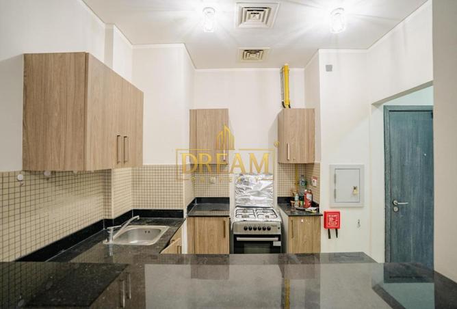 999078 - Property Image 2