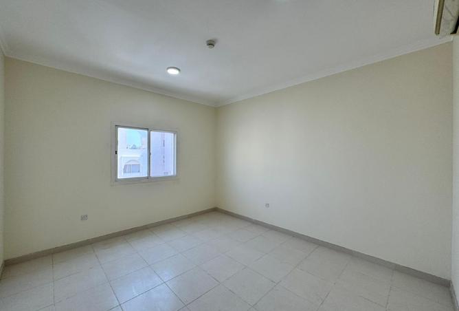 924963 - Property Image 3