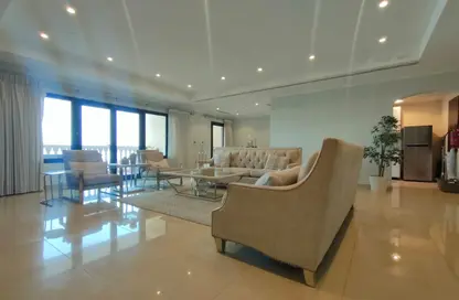 Apartment - 3 Bedrooms - 5 Bathrooms for rent in East Porto Drive - Porto Arabia - The Pearl Island - Doha