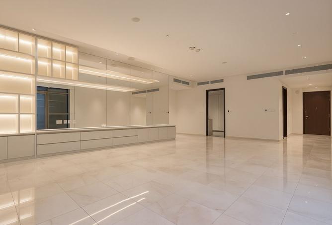 985445 - Property Image 2