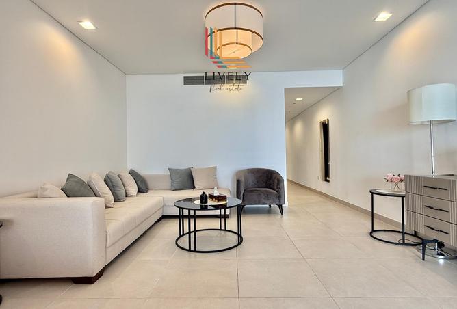 967301 - Property Main Image