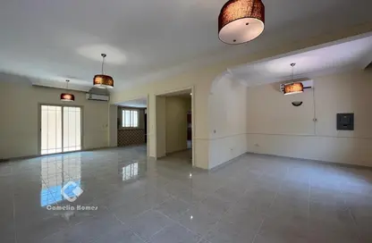 Compound - 3 Bedrooms - 4 Bathrooms for rent in Umm Al Seneem Street - Ain Khaled - Doha