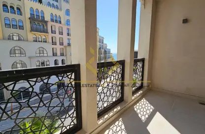 Apartment - 1 Bedroom - 2 Bathrooms for rent in La Plage South - La Plage - The Pearl Island - Doha