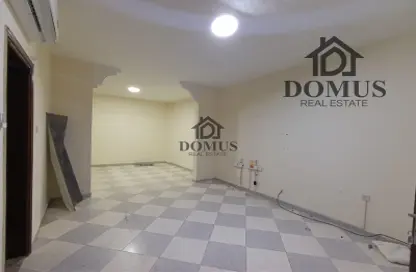 Apartment - 2 Bedrooms - 2 Bathrooms for rent in Banks street - Musheireb - Doha