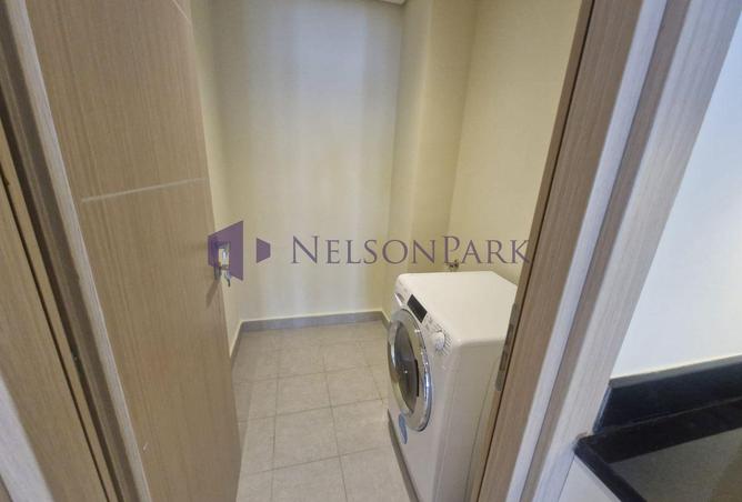 953156 - Property Image 2