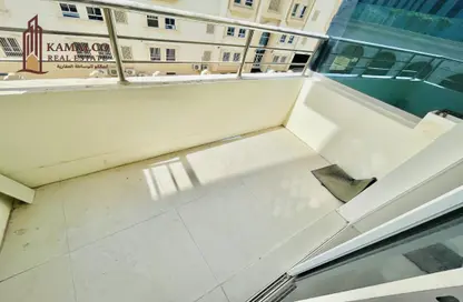 Apartment - 2 Bedrooms - 2 Bathrooms for rent in Umm Ghuwailina 4 - Umm Ghuwailina - Doha