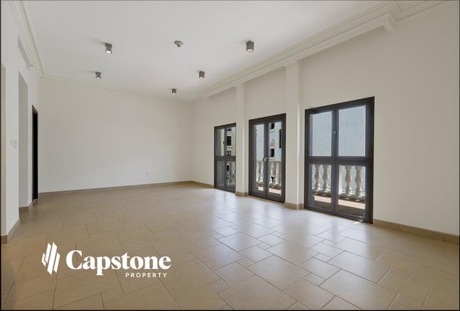 966108 - Property Image 3