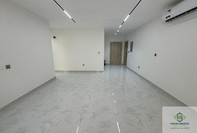 966866 - Property Image 2