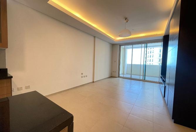 964351 - Property Image 2