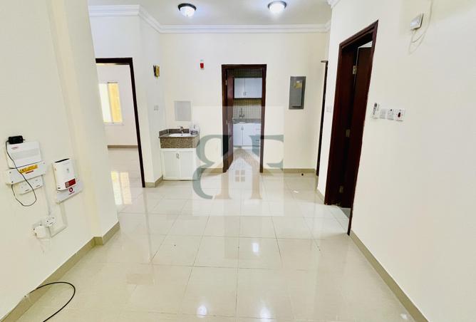 982597 - Property Image 2