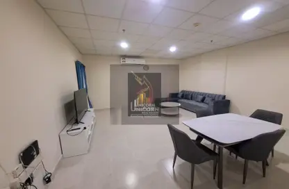 Apartment - 2 Bedrooms - 2 Bathrooms for rent in Al Sadd Road - Al Sadd - Doha